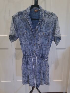 NEVADA Vintage Floral Denim Romper - Blue